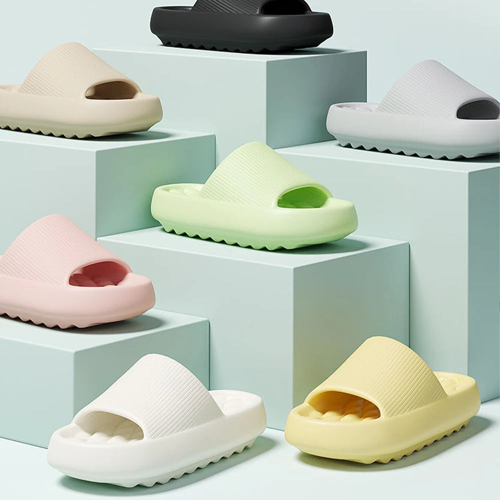 ZHIDA Zapatillas suaves súper ligeras Diapositivas simples de moda Zapatos elásticos EVA Zapatillas coloridas en la puerta Chanclas de baño