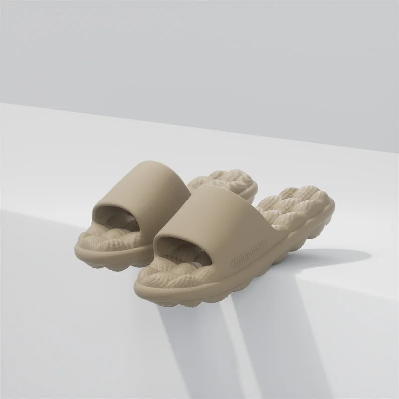 Zapatillas de verano antideslizantes de EVA para hombre y mujer, sandalias ligeras y acogedoras para el baño, zapatos para el hogar suaves para interiores, Unisex